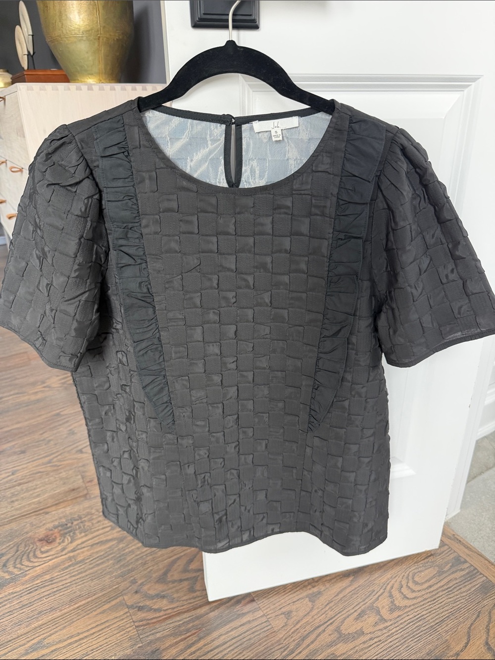the Kimmie Textured Woven Top by Joh